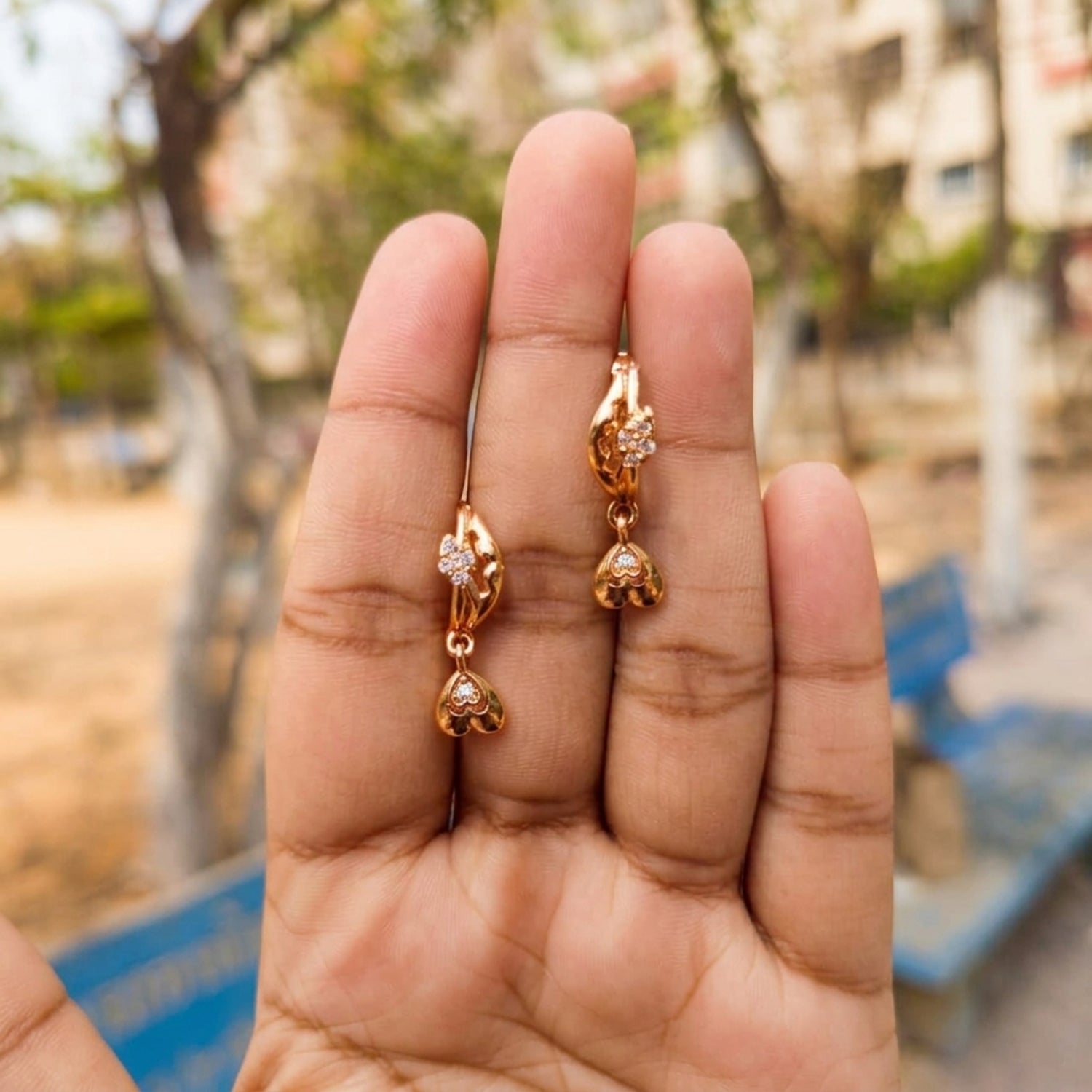 Golden Heart Drop Earrings ✨