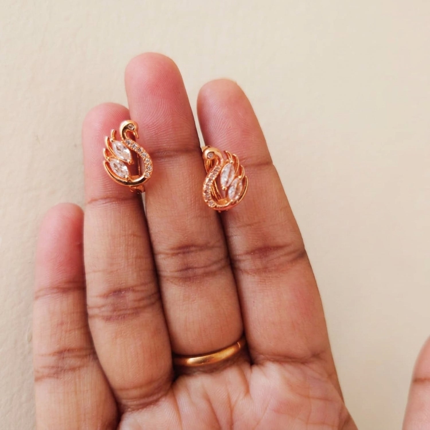 Swan Grace Adjustable Ring